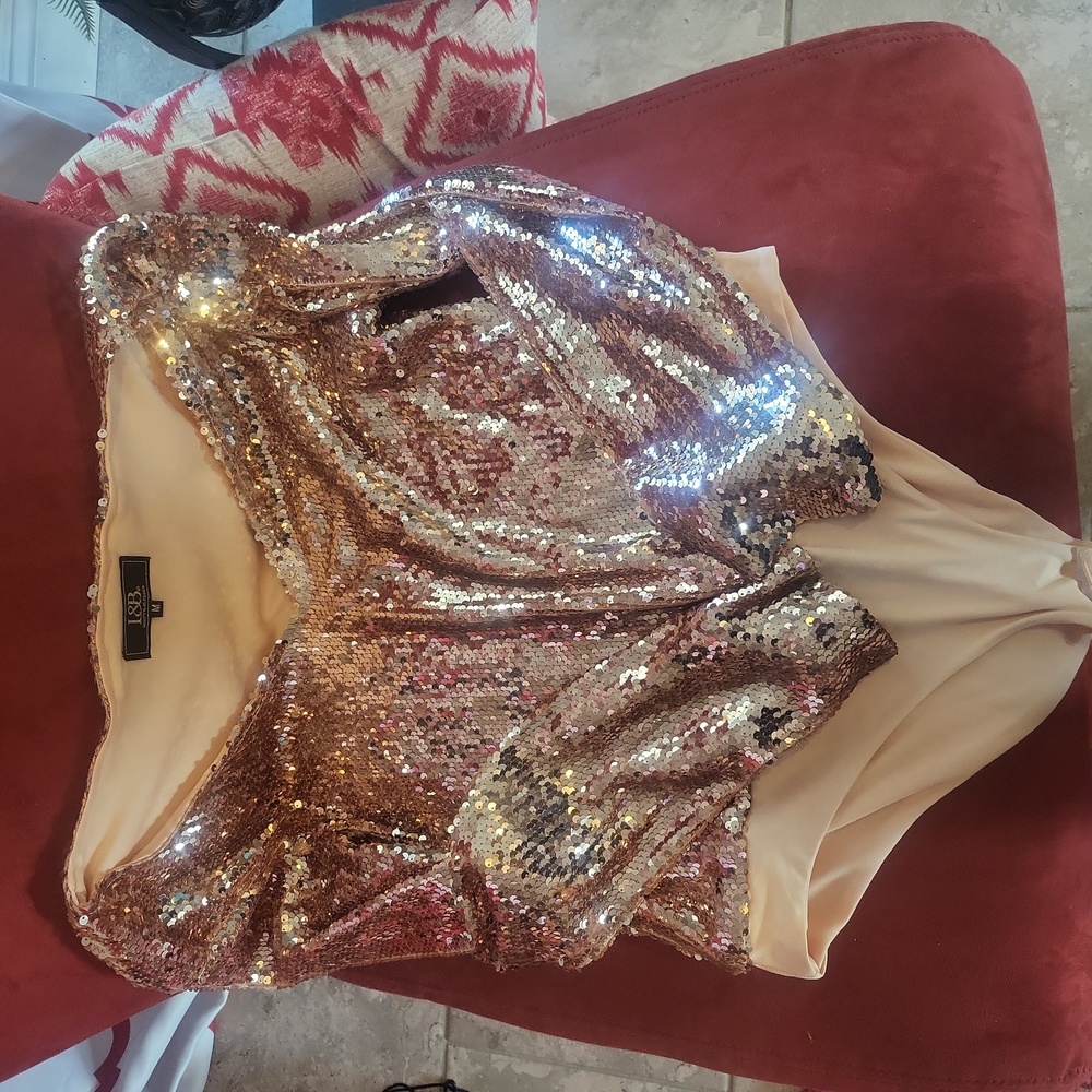 Lucky & Blessed bodysuit peach color with sequin.
